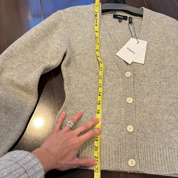 NWT Theory Wool & Cashmere Blend Cardigan Sweater Gray (Oatmeal) Soft & Warm P 0 - Picture 15 of 16